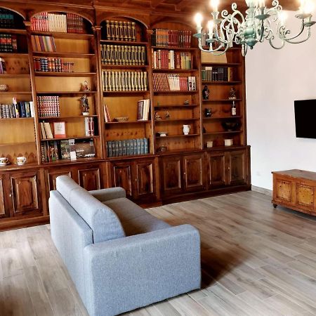 Casa Remo - Dolce Soggiorno Nella Piazza Di Greve Греве-ин-Кьянти Экстерьер фото