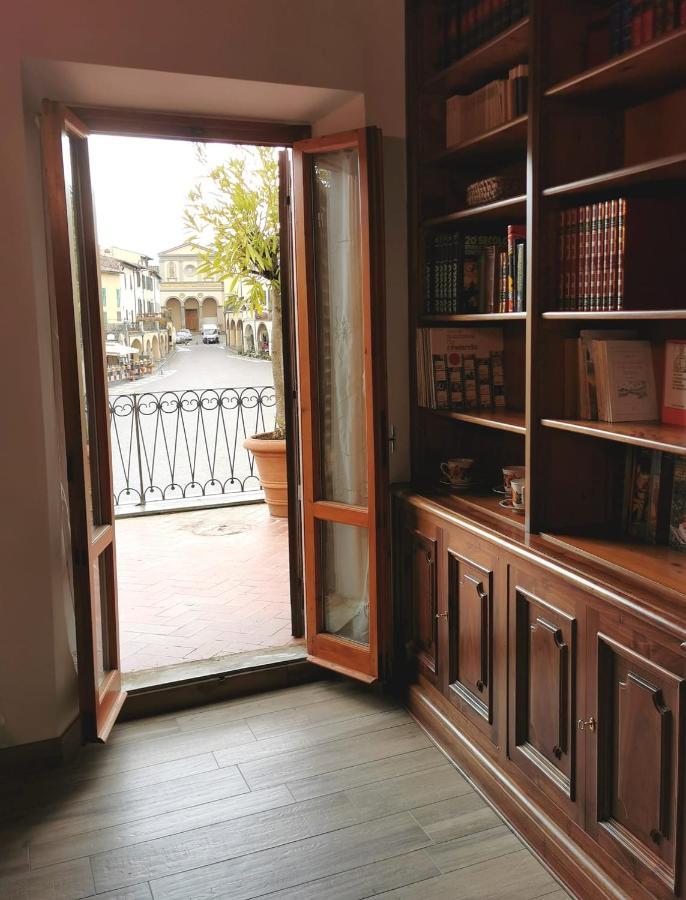 Casa Remo - Dolce Soggiorno Nella Piazza Di Greve Греве-ин-Кьянти Экстерьер фото